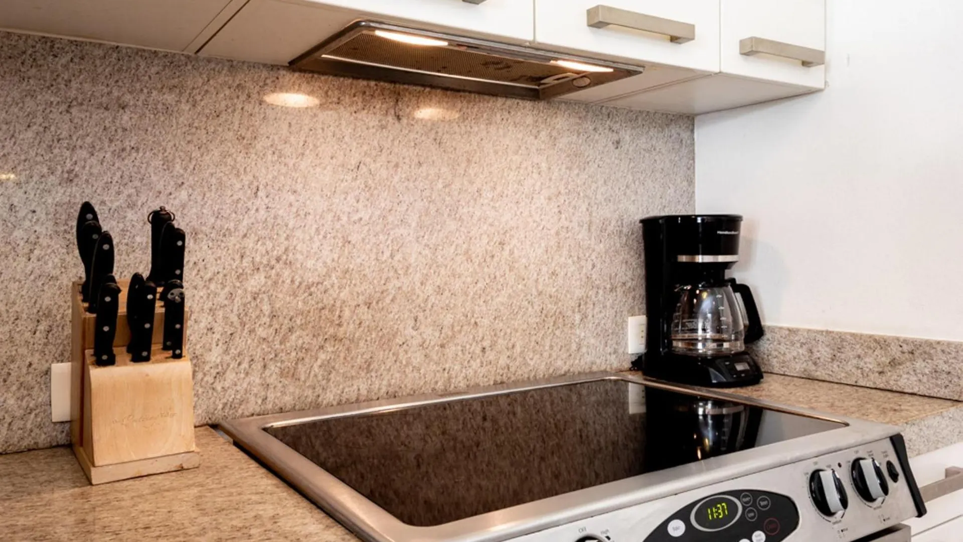 Elements Garden House 2 Condo Playa del Carmen Apartment